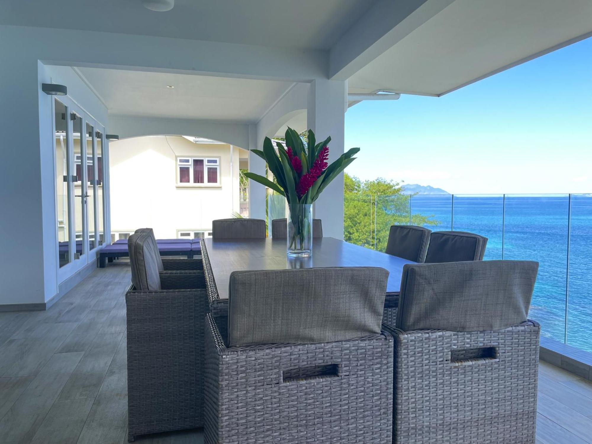 Vallonend Beachfront Villa With Excellent View Bel Ombre Exterior foto